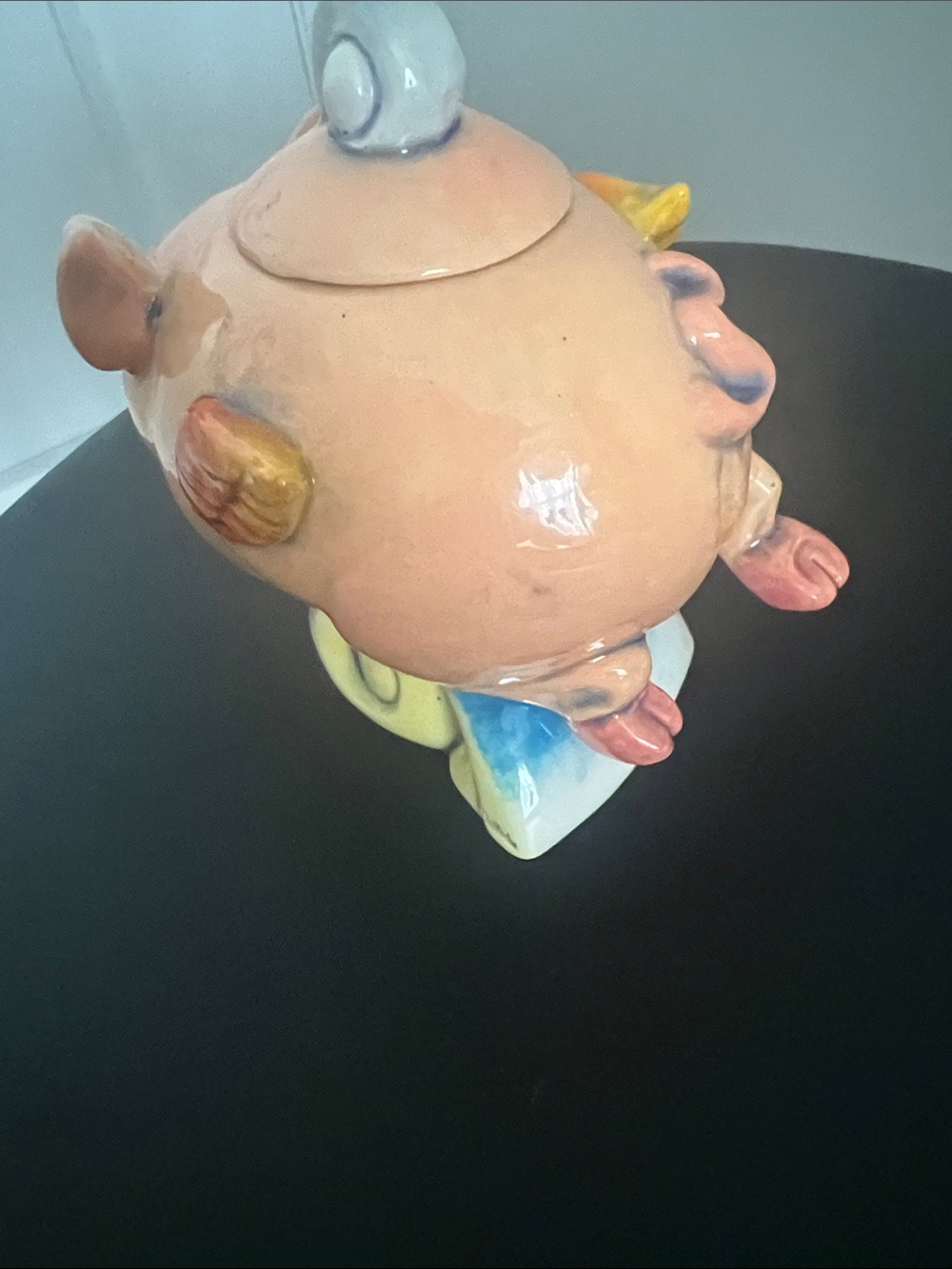 Ceramic Flying Pig Canister in Peach with Rainbow Accents - Picture 4 of 4